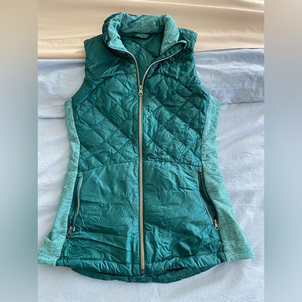 Lululemon vest 8